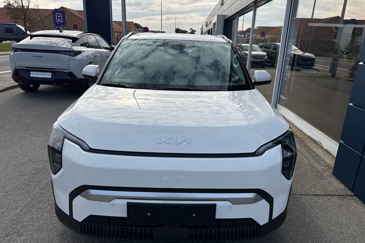 Hvid Kia EV3 fra 2025
