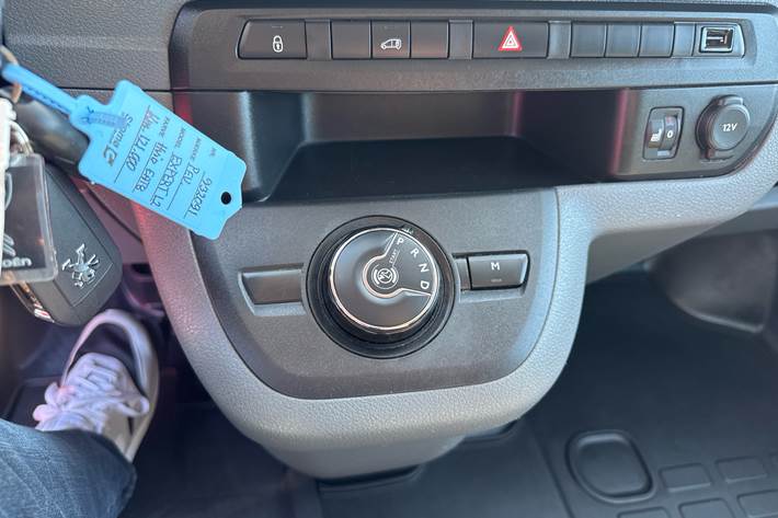 Hvid Peugeot Expert fra 2022