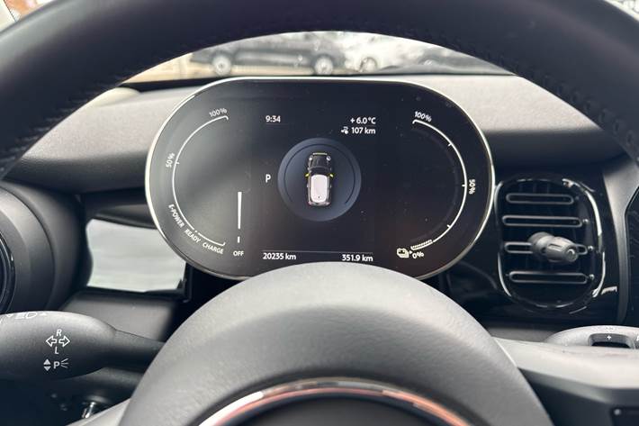 Grøn Mini Cooper fra 2021