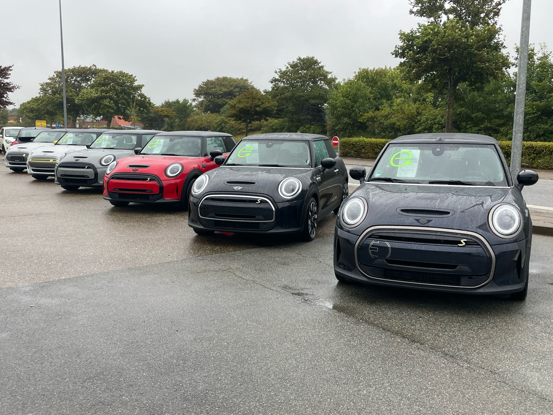 Hvid Mini Cooper fra 2020