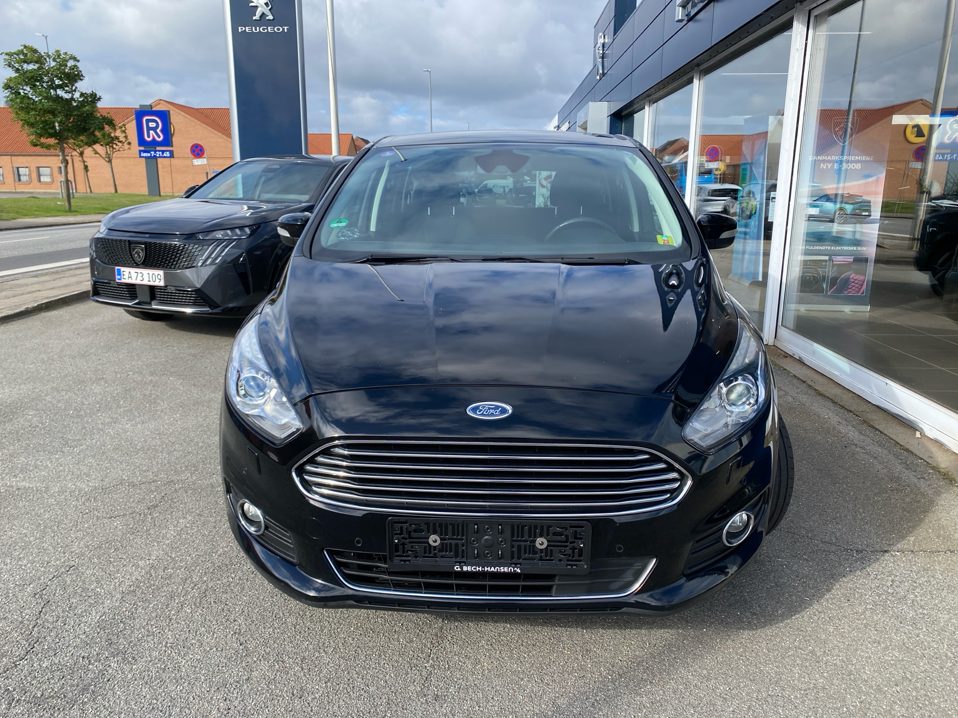 Ford S-MAX 1,5 EcoBoost Titanium Attack 160HK 6g