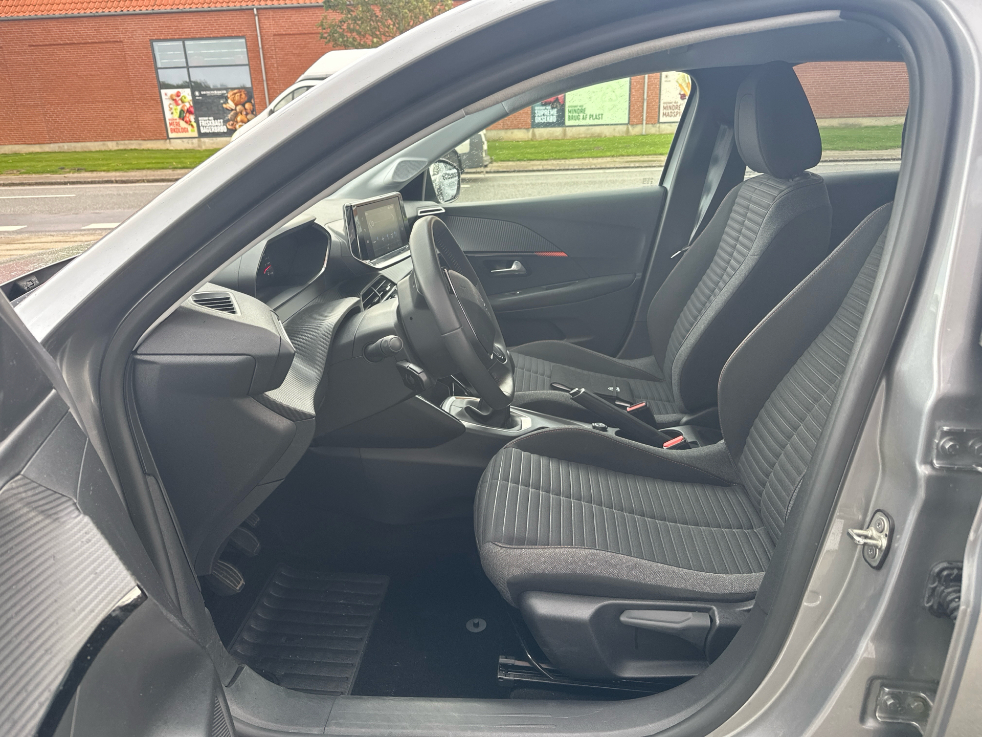 Peugeot 208 1,2 PureTech Active Pack 75HK 5d