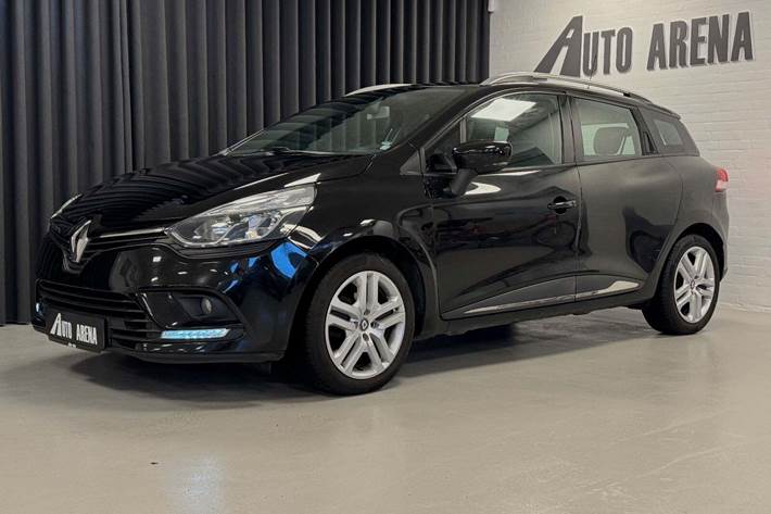 Sort Renault Clio IV fra 2017 set udefra