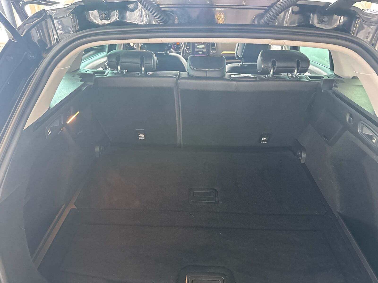 Sort Renault Megane IV fra 2017