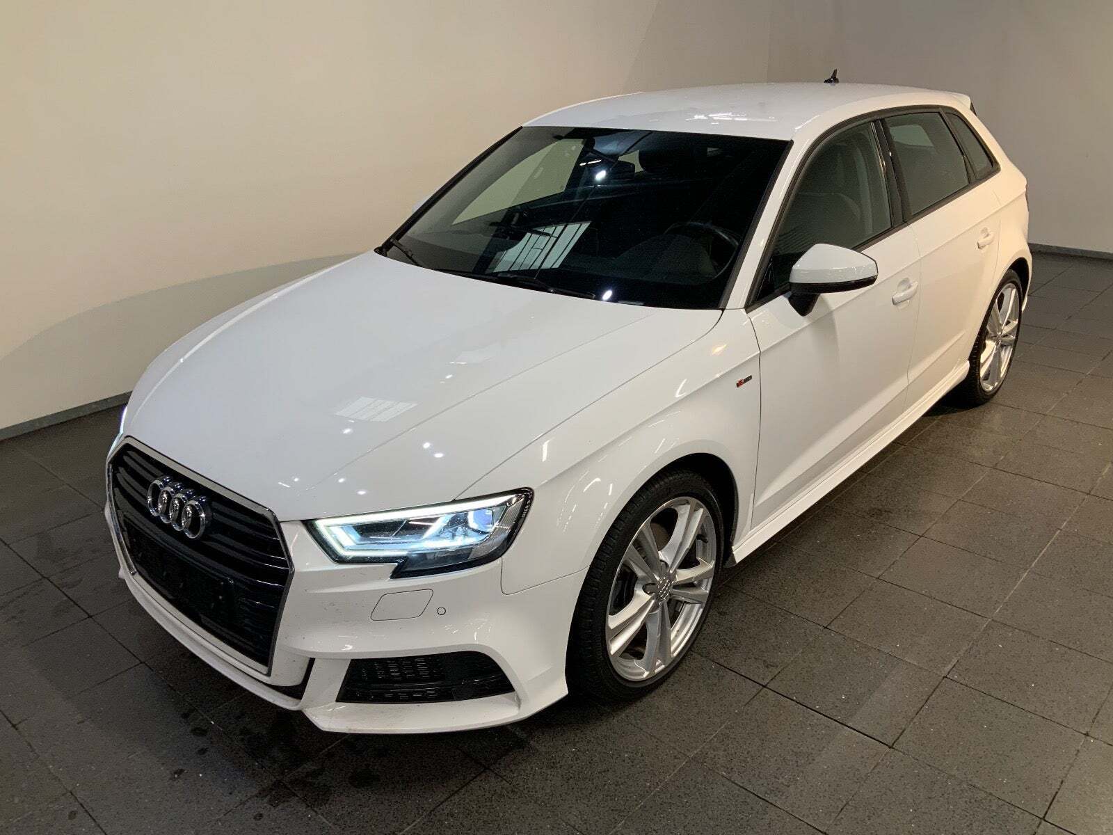 Audi A3 35 TDi Sport Limited Sportback S-tr.