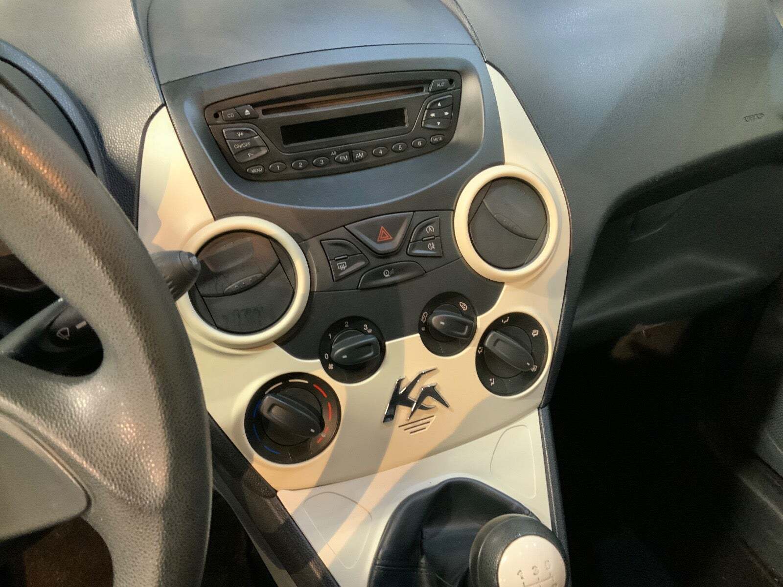 Sølv Ford Ka fra 2011