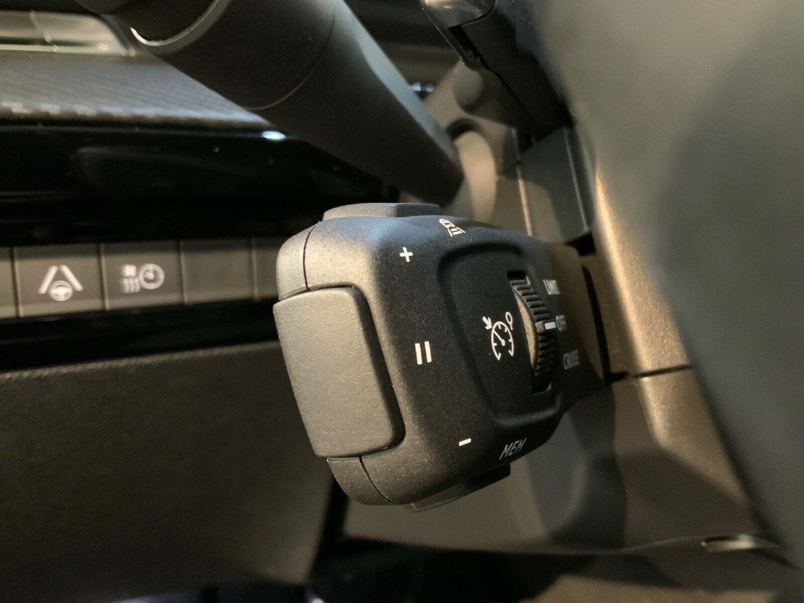 Sølv Peugeot 508 fra 2021