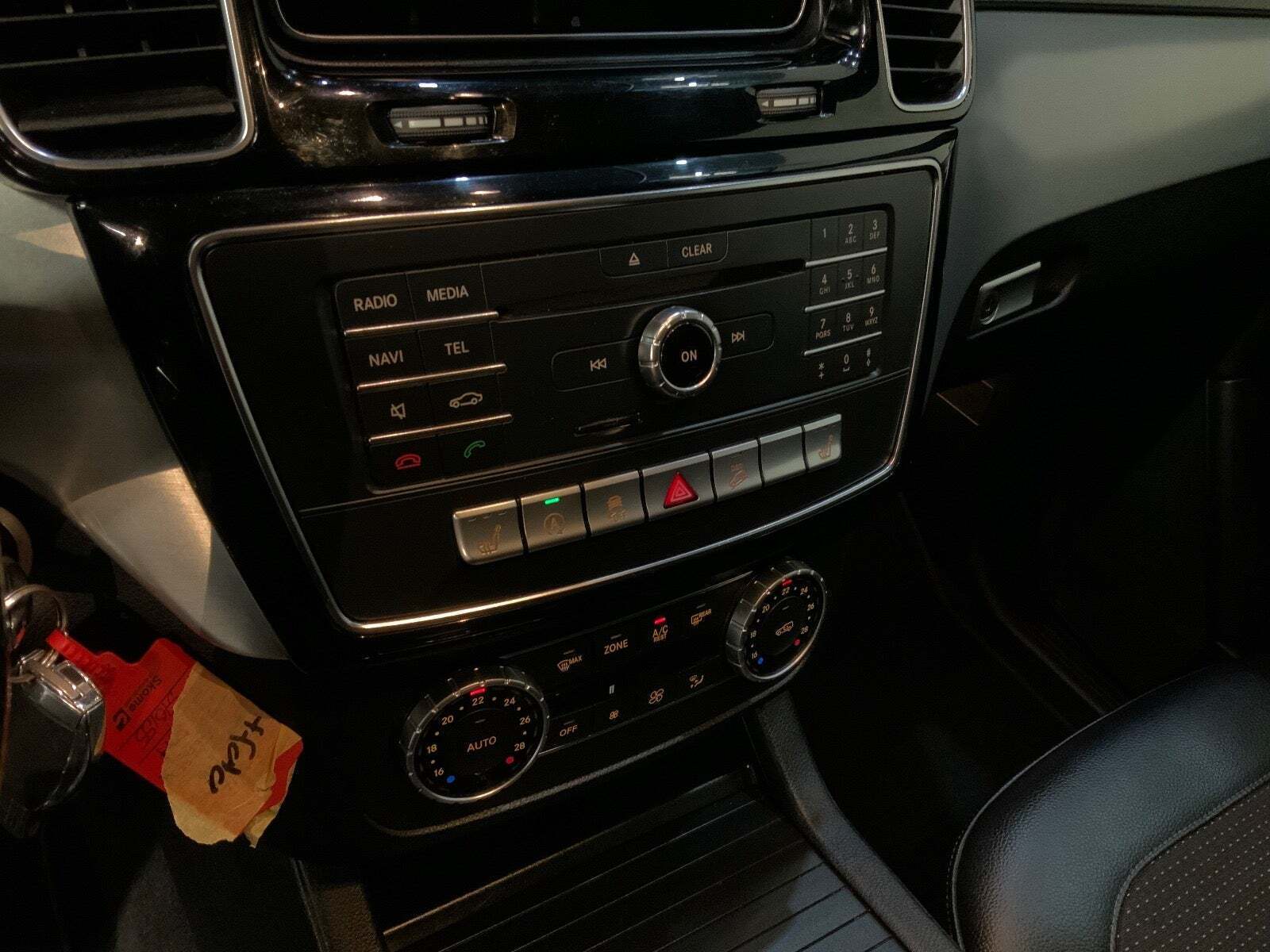 Sort Mercedes GLE350 d fra 2016