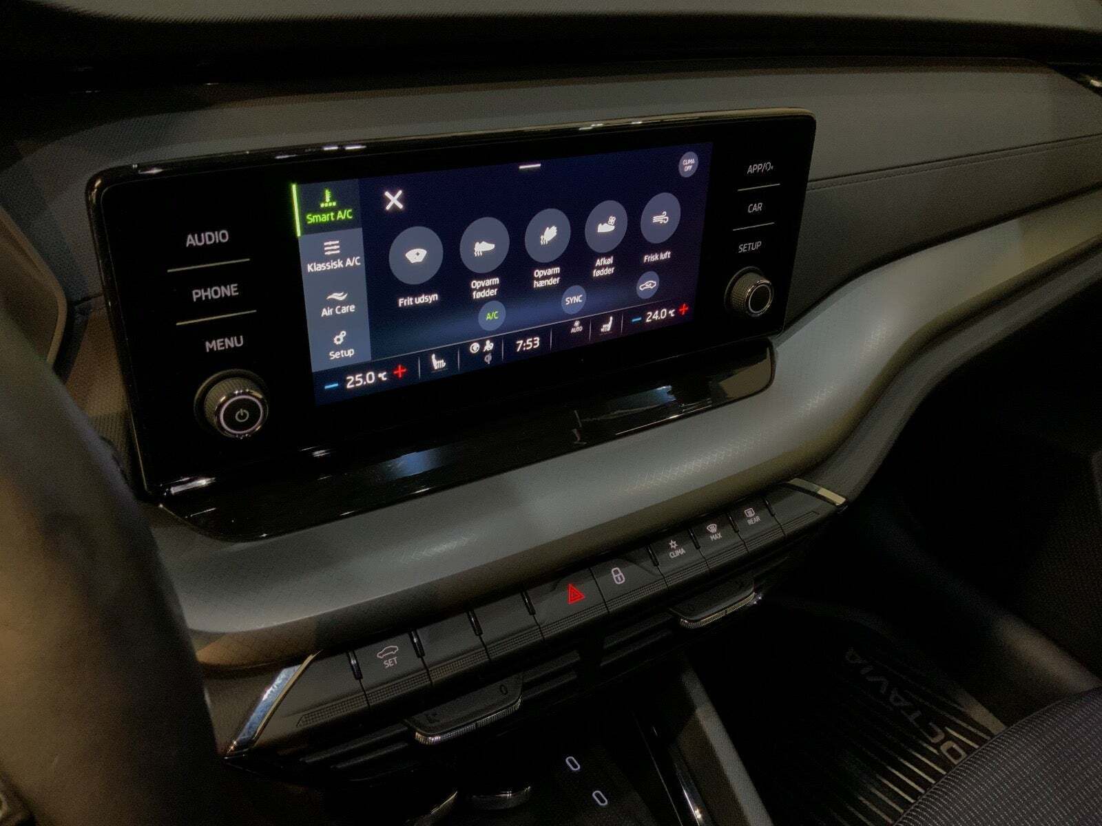 Blå Skoda Octavia fra 2021