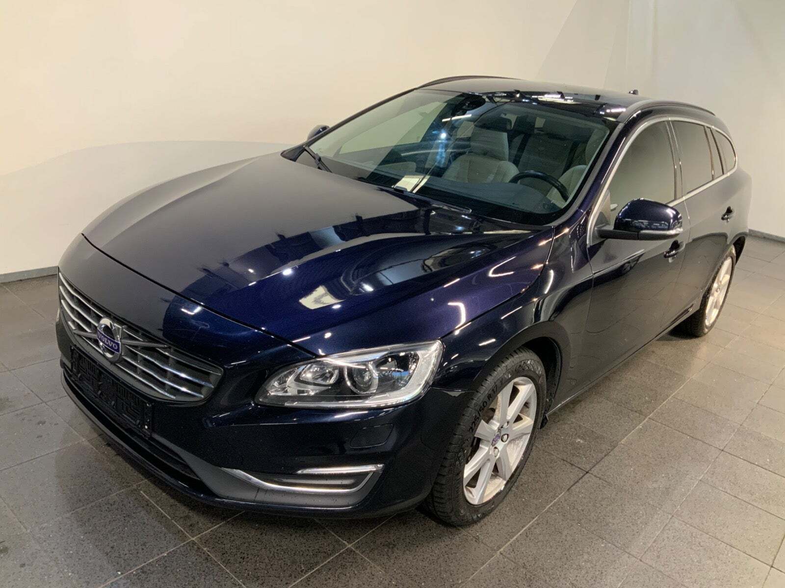 Volvo V60 2,0 D3 150 Momentum aut.