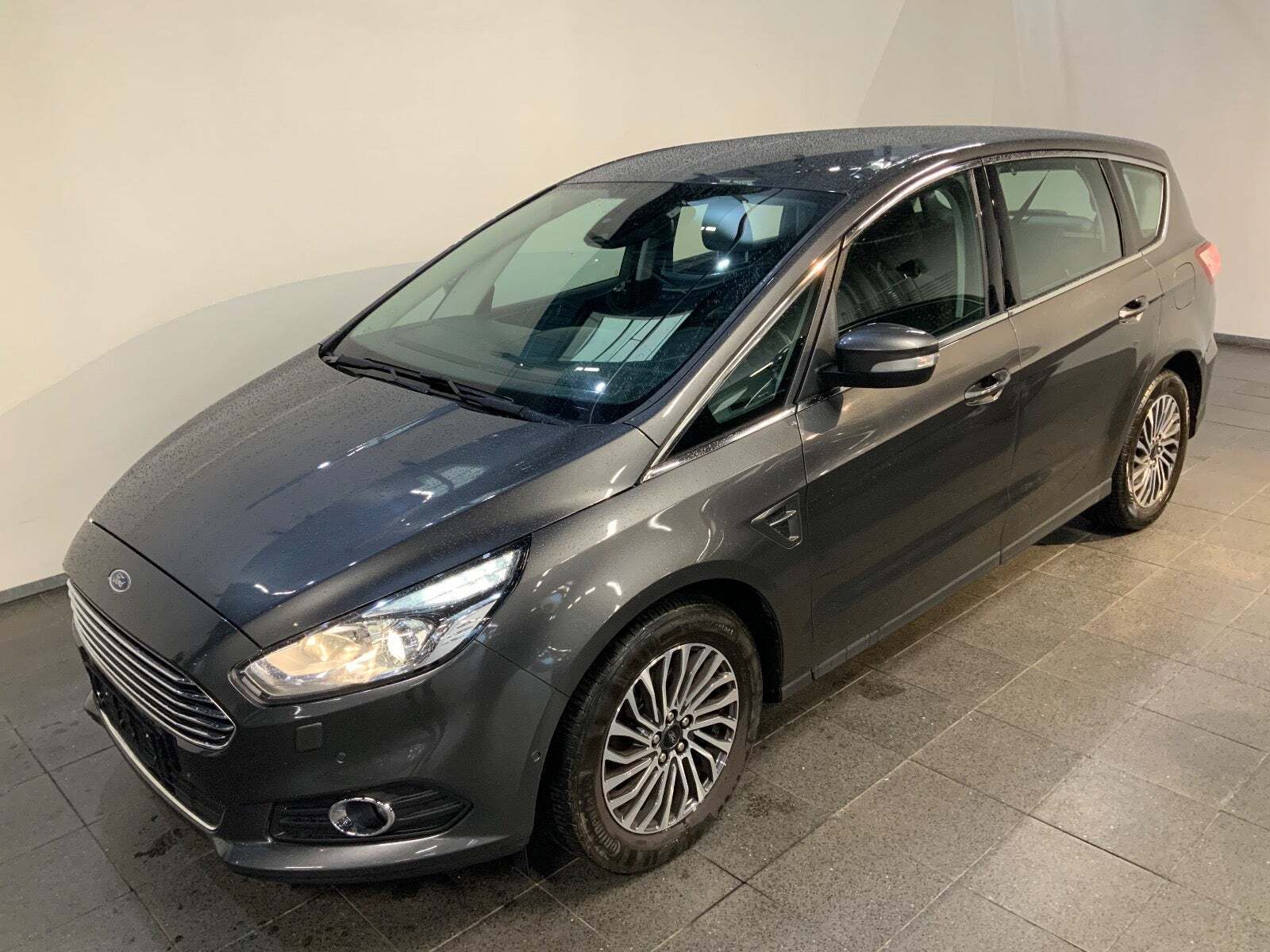Ford S-MAX 2,0 EcoBlue Titanium 7prs