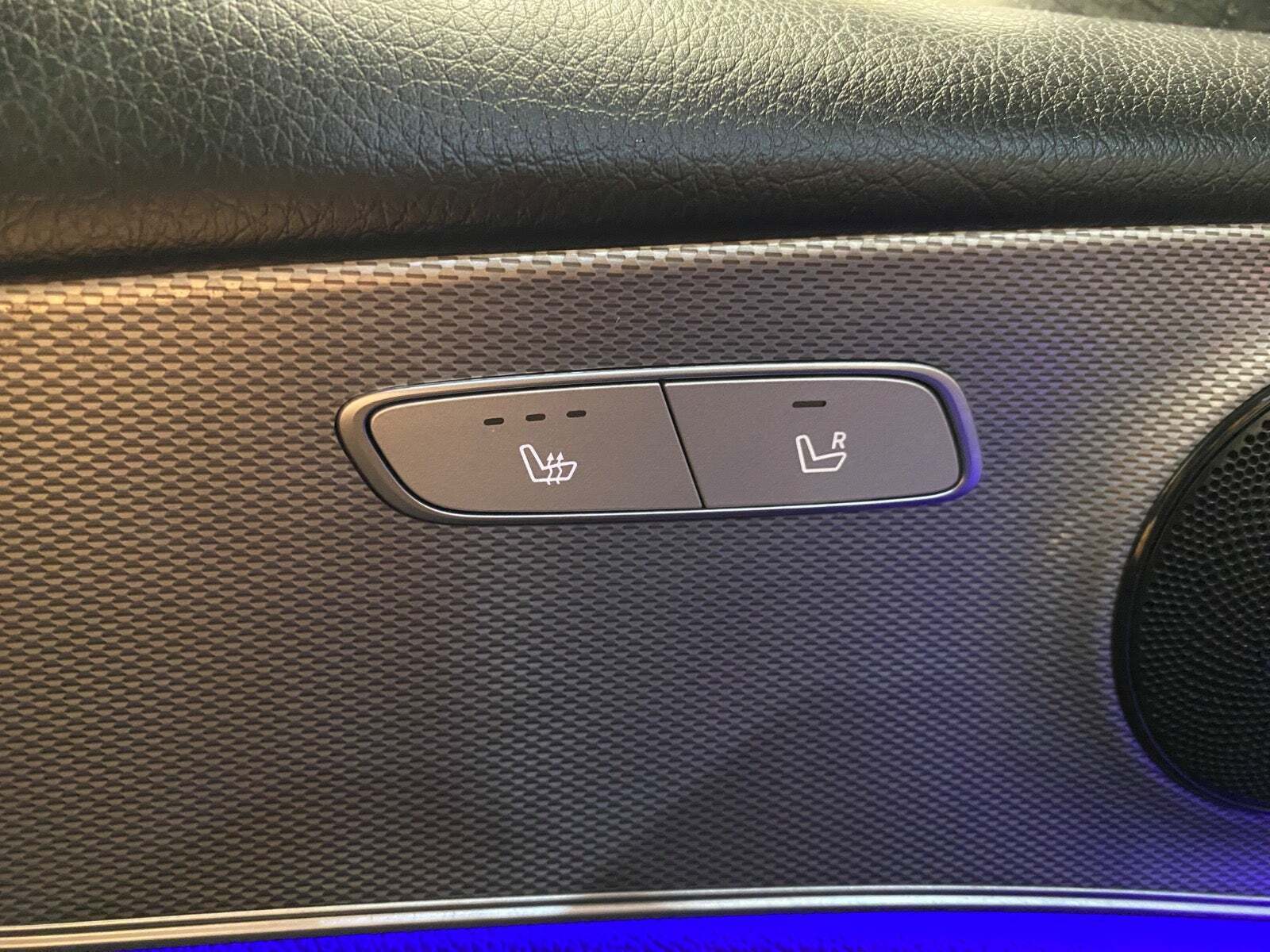 Sort Mercedes E220 d fra 2017