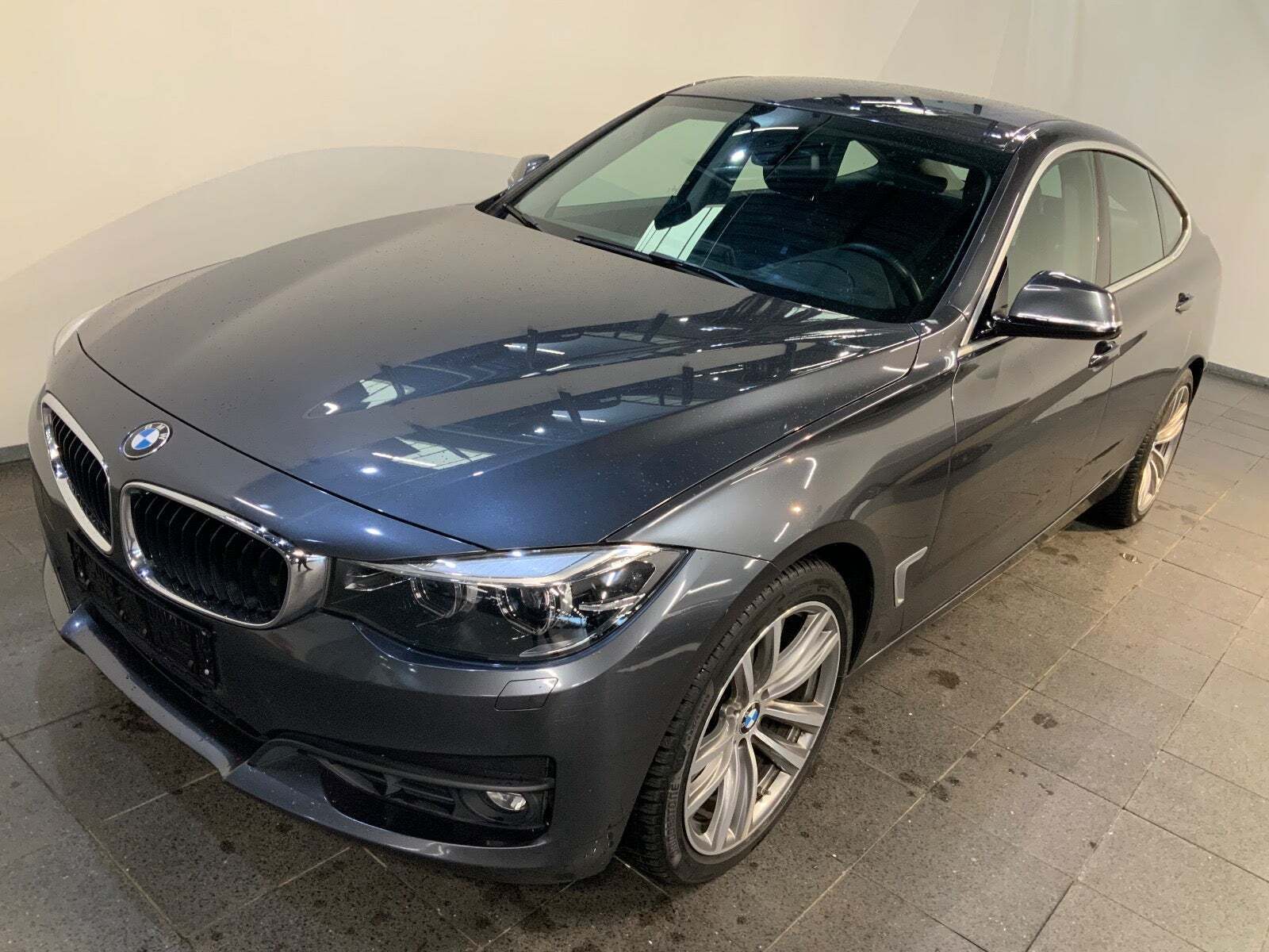 BMW 320d 2,0 Gran Turismo Advantage aut.