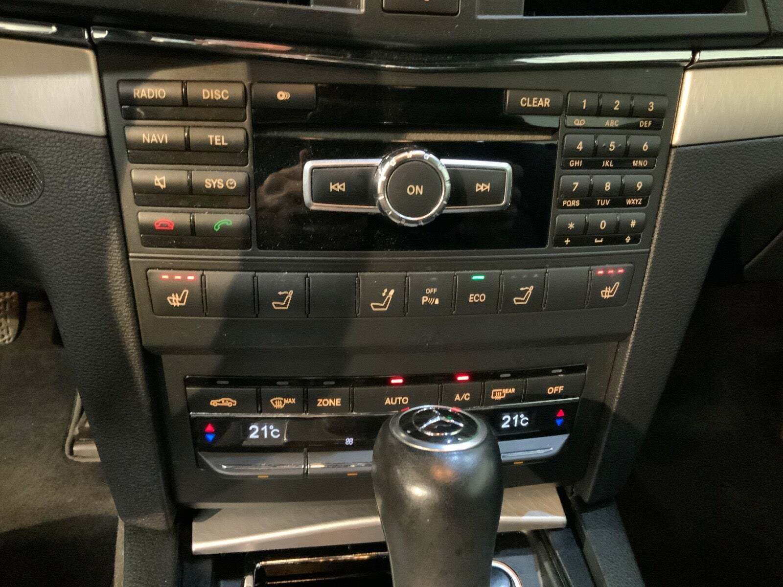 Sort Mercedes E250 fra 2013