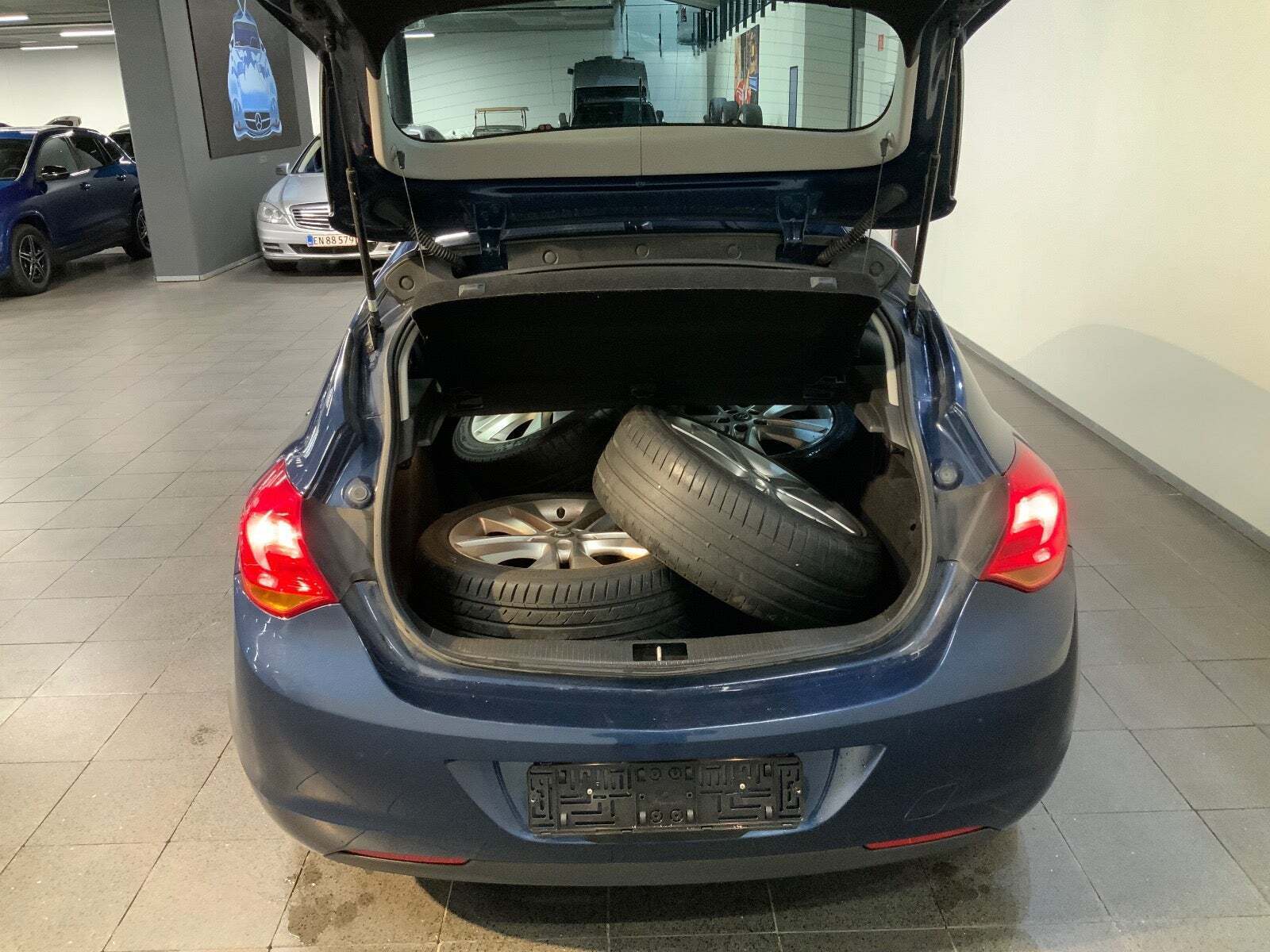 Opel Astra 1,6 Enjoy