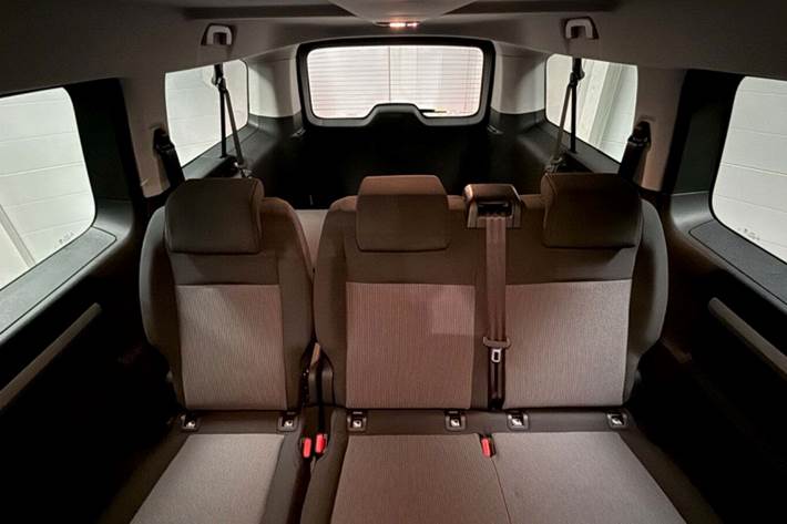 Sort Citroën ë-SpaceTourer fra 2023