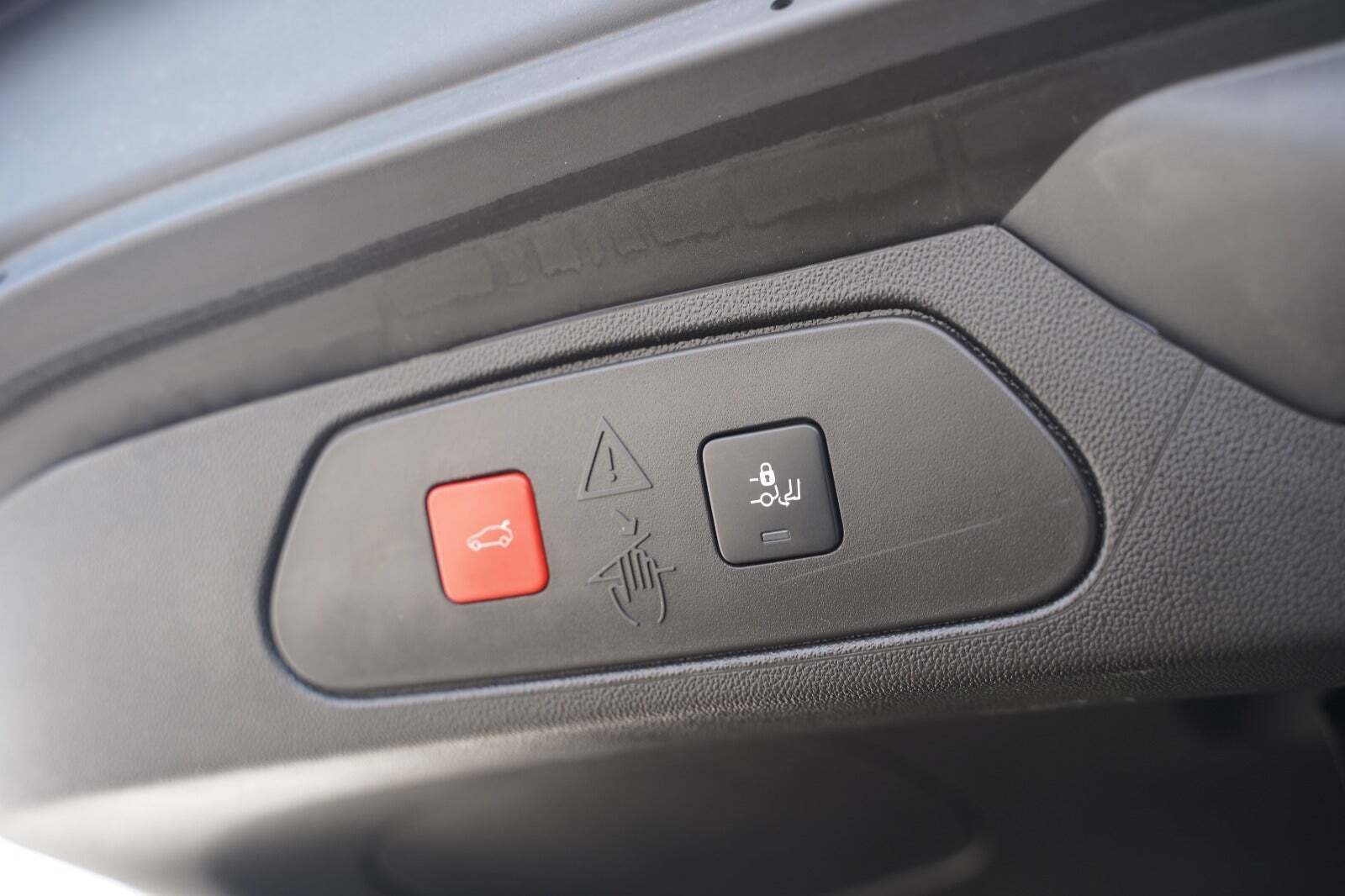 Sort Opel Grandland X fra 2021