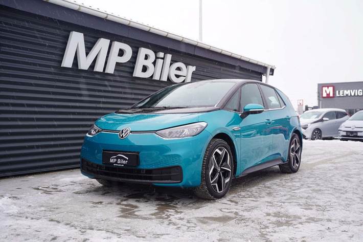 Turquoise VW ID.3 fra 2022 set udefra