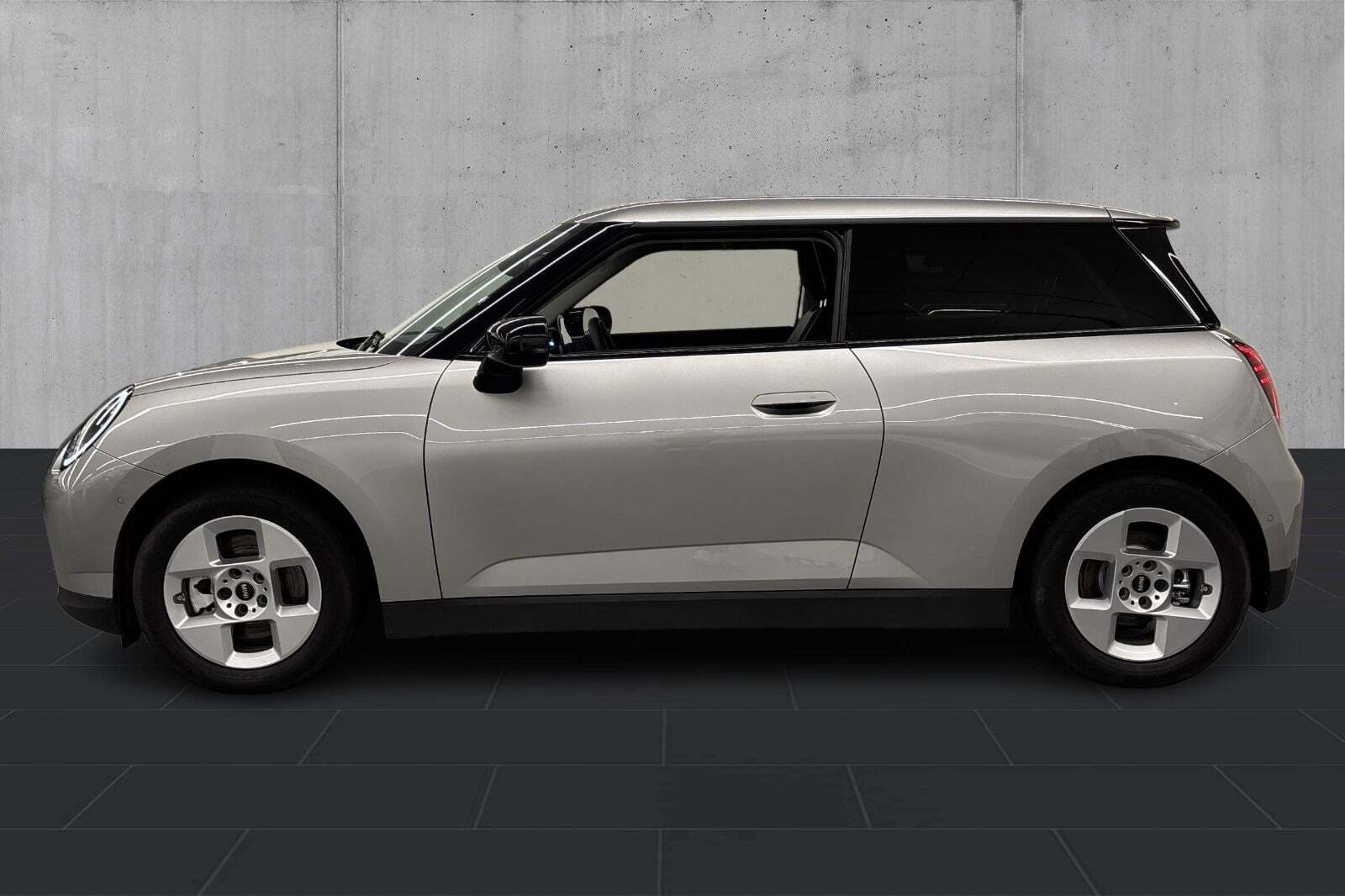 Mini Cooper SE Classic Trim M