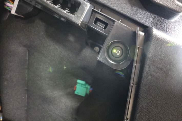 Grå BMW iX3 fra 2023