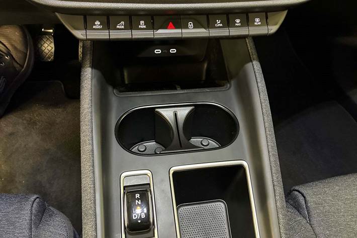 Grå Skoda Elroq fra 2025