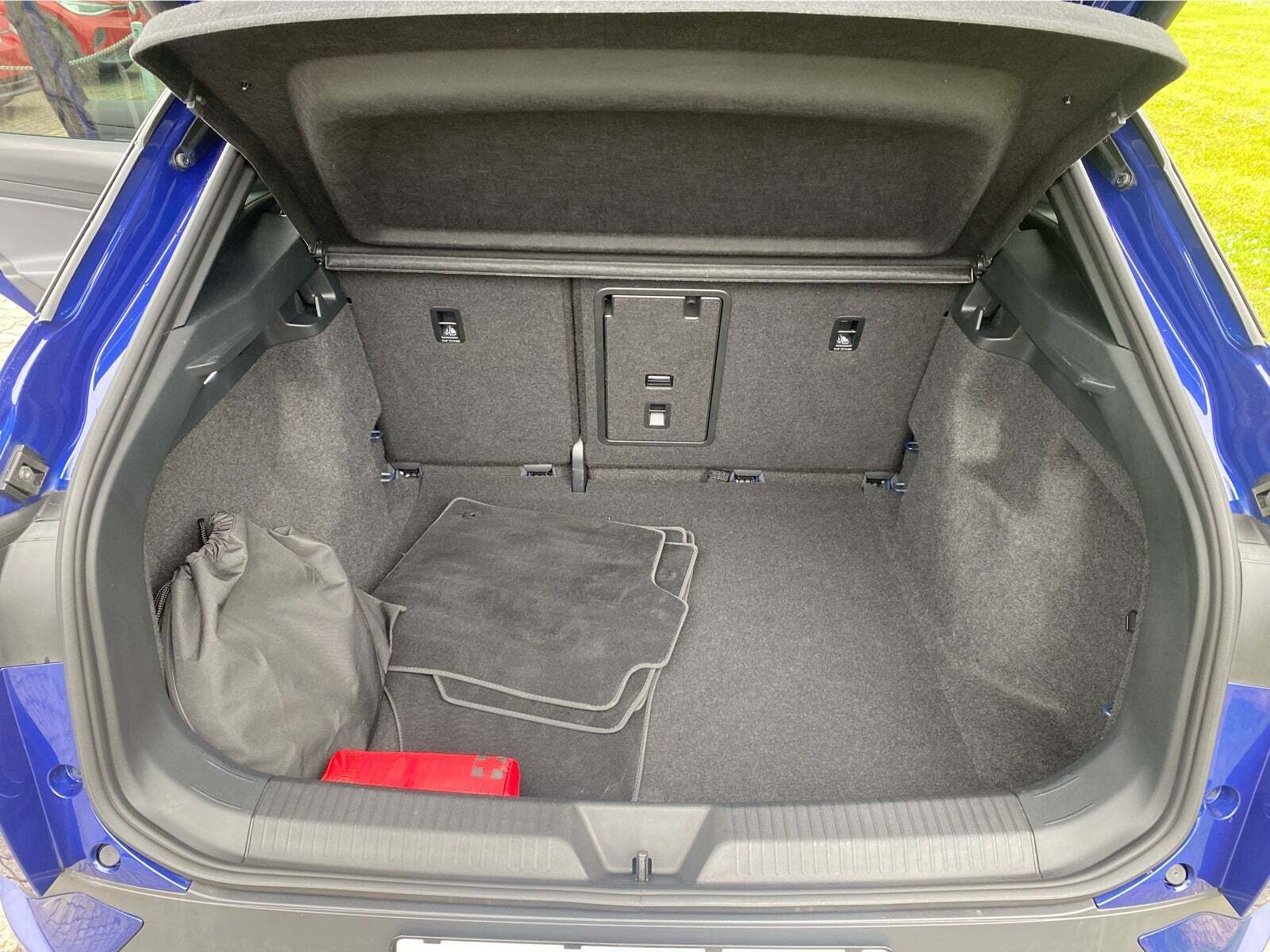 Blå VW ID.4 fra 2024