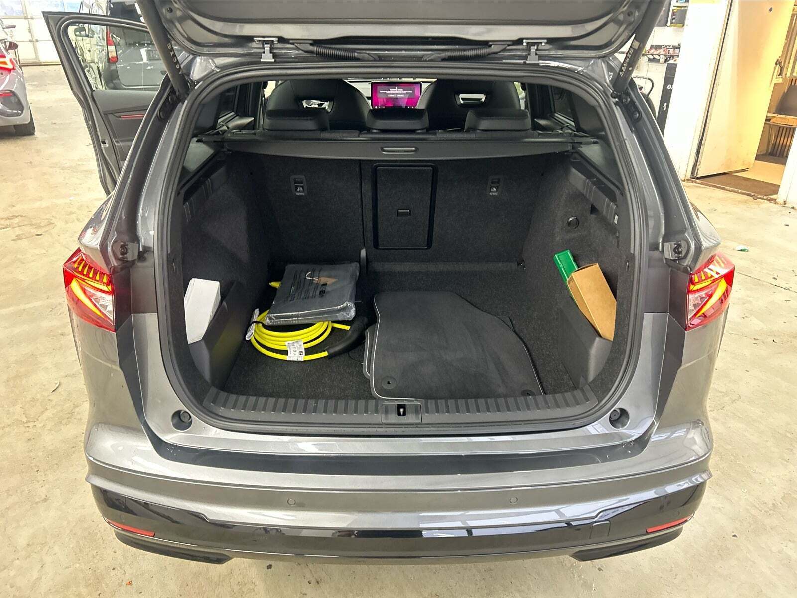 Grå Skoda Enyaq fra 2026