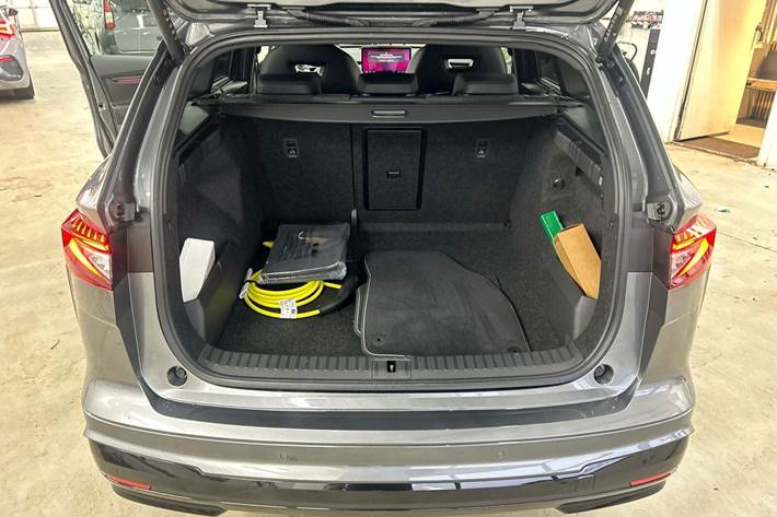 Grå Skoda Enyaq fra 2026