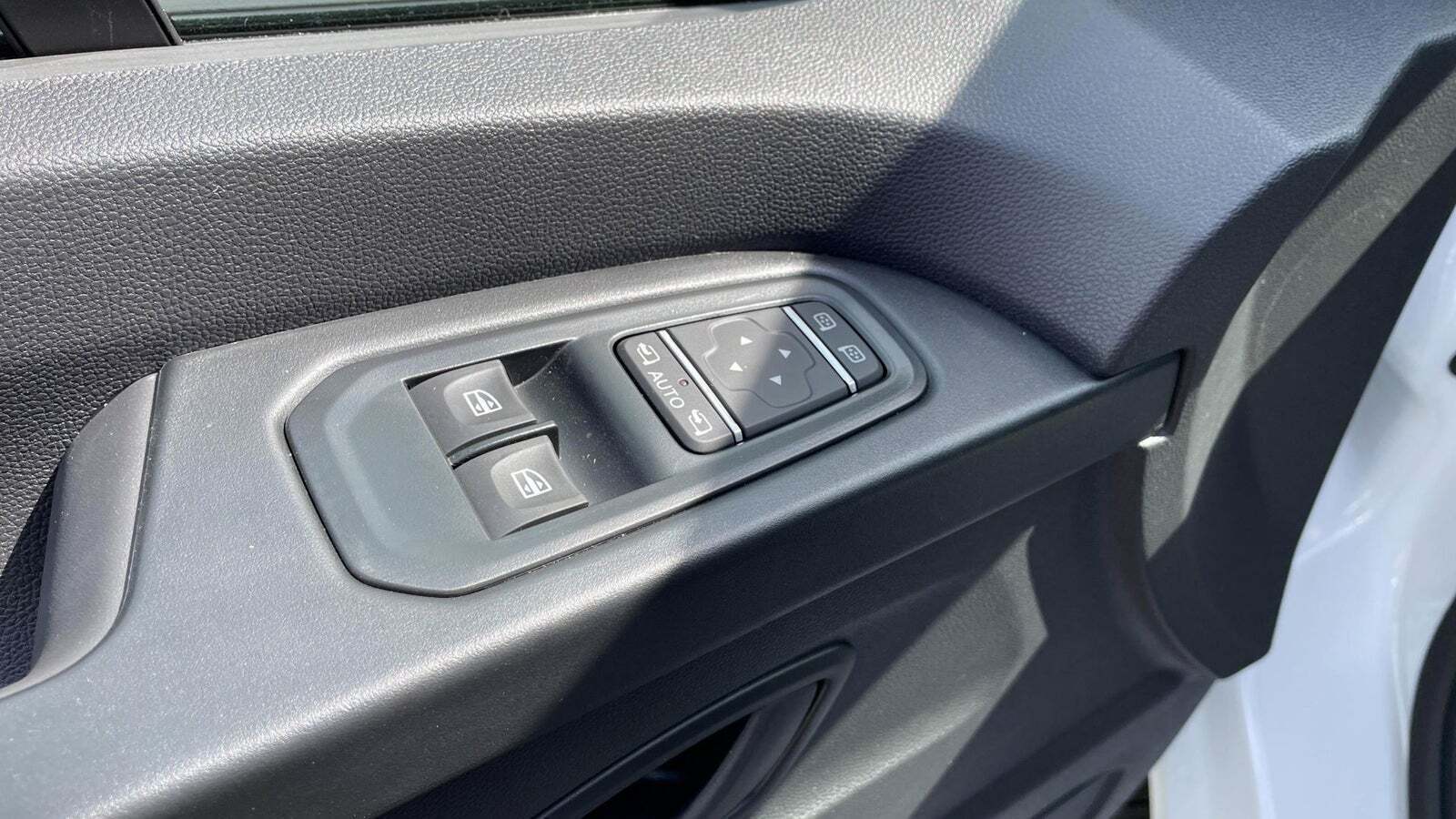 Hvid Renault Trafic fra 2025