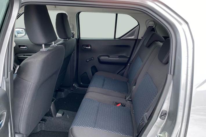 Sølv Suzuki Ignis fra 2025