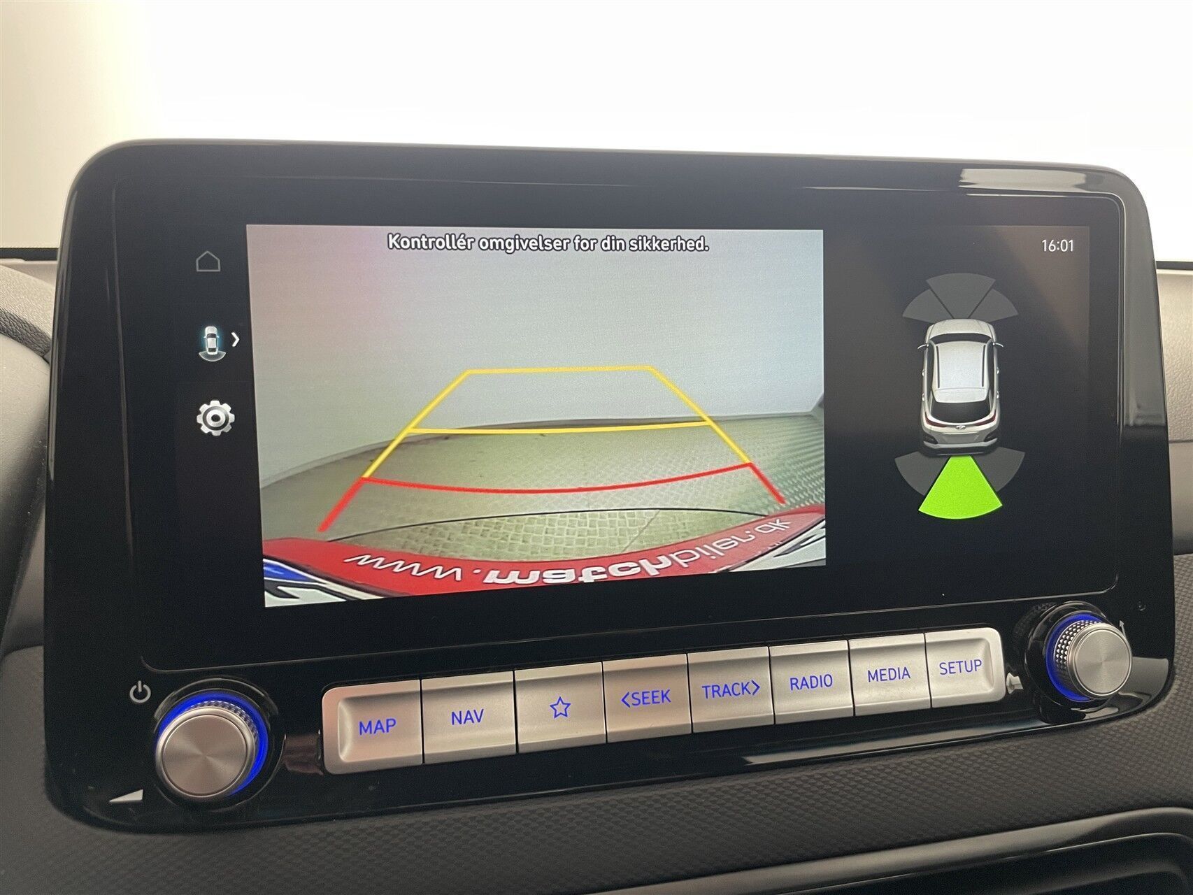 Rød Hyundai Kona fra 2022