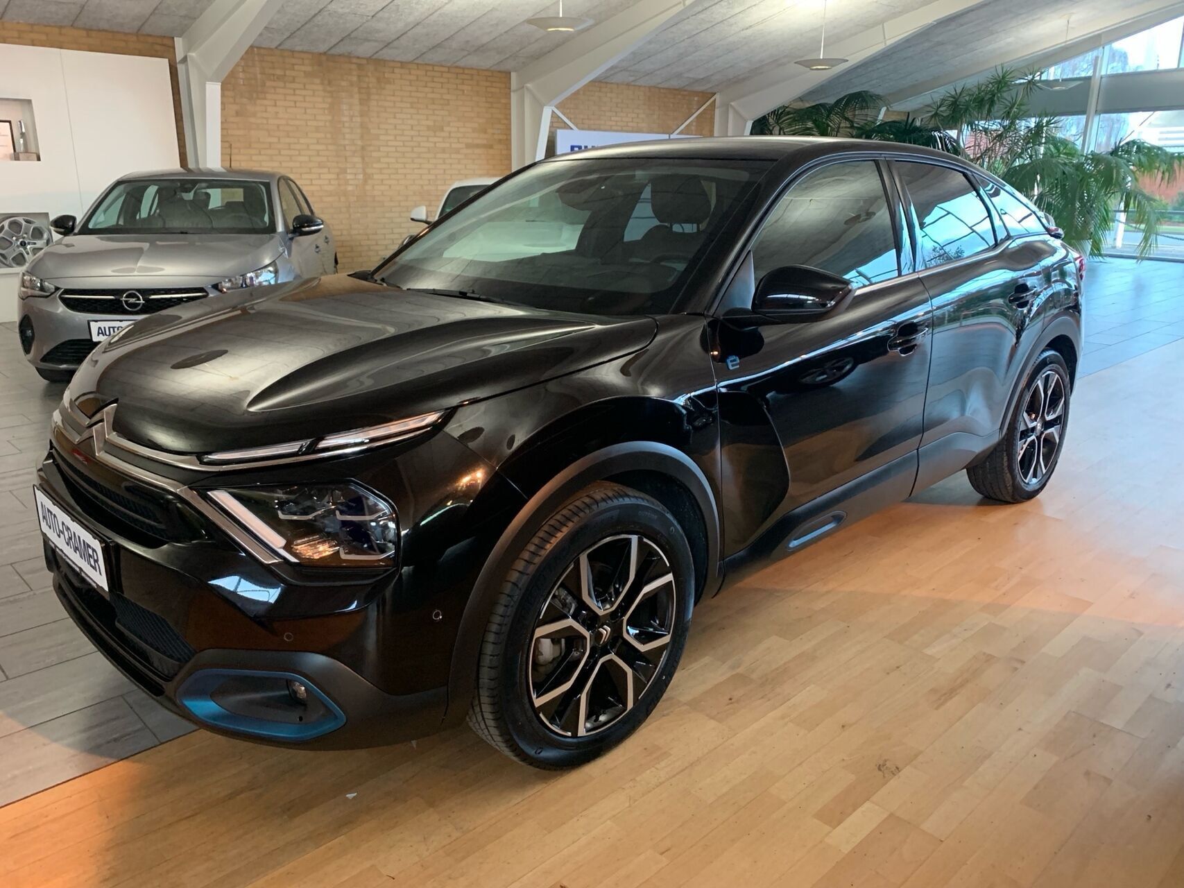 Citroën ë-C4 EL Shine 136HK 5d Aut.