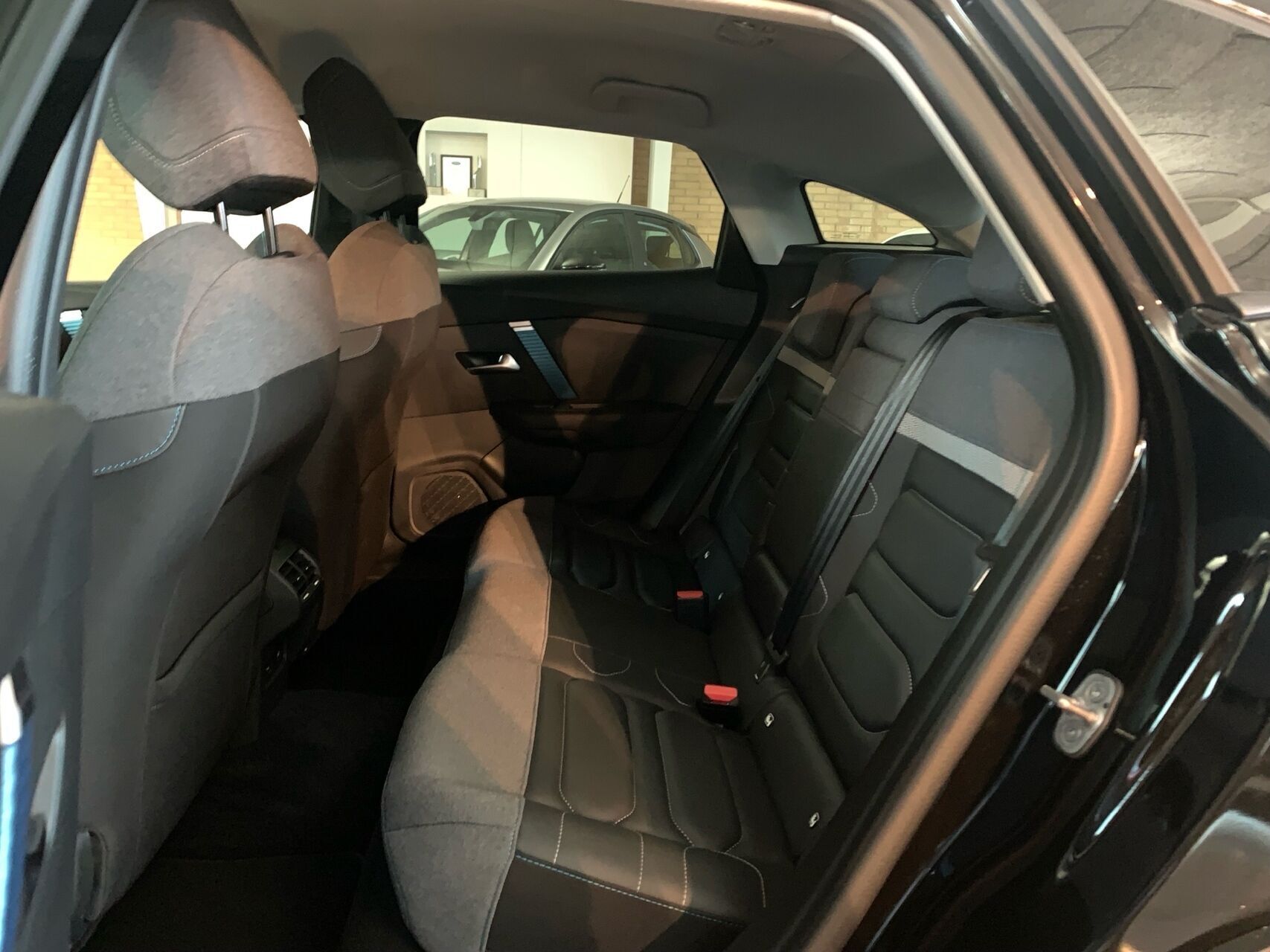 Citroën ë-C4 EL Shine 136HK 5d Aut.