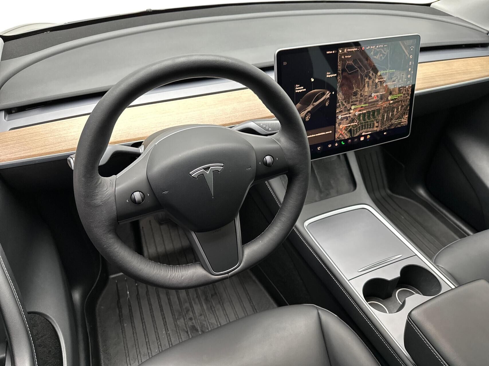 Tesla Model Y EL Long Range AWD 514HK 5d Aut.
