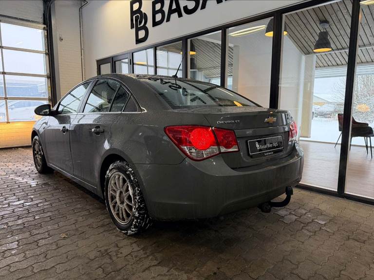 Chevrolet Cruze 1,6 LS