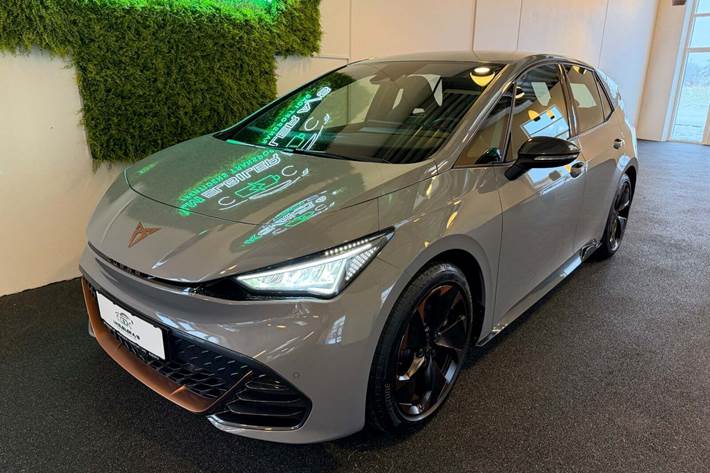 Kobber Cupra Born fra 2022 set udefra