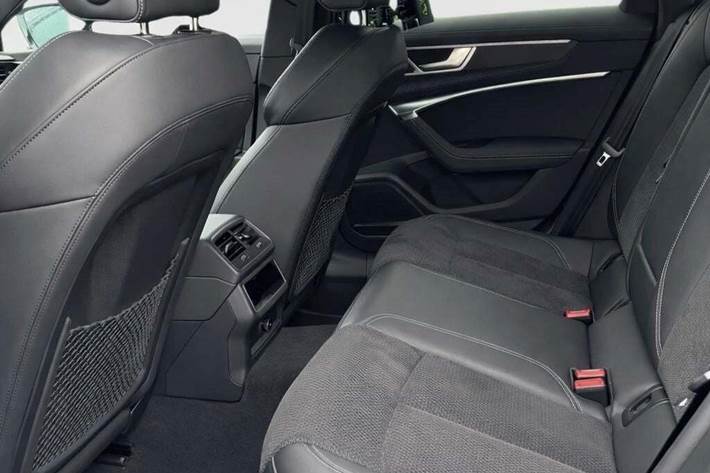 Sort Audi A6 fra 2021