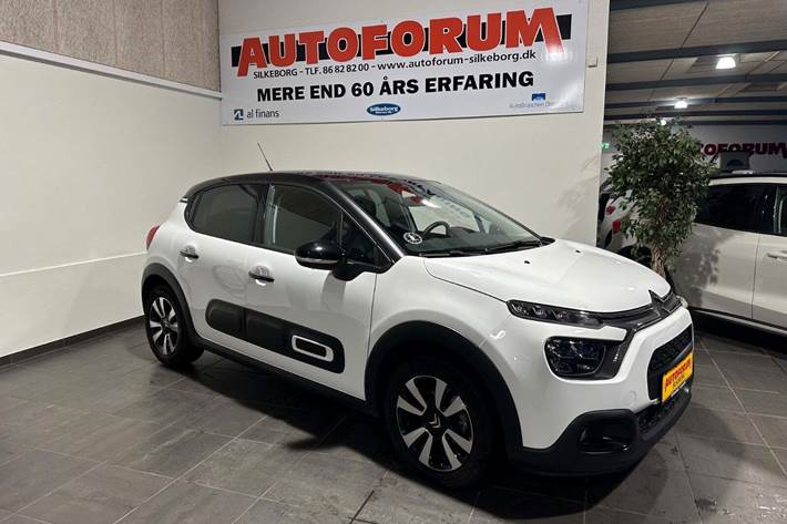 Hvid Citroën C3 fra 2023 set udefra