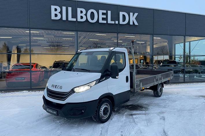 Hvid Iveco Daily fra 2023
