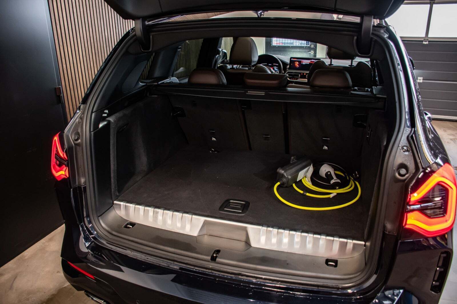 Sort BMW X3 fra 2022