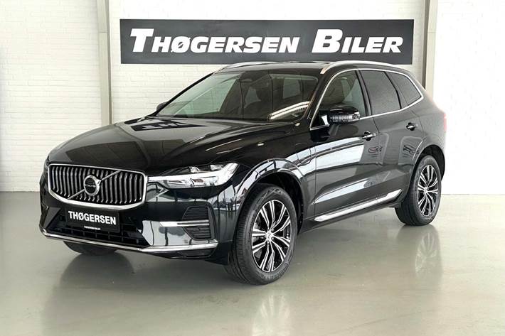 Sort Volvo XC60 fra 2022 set udefra