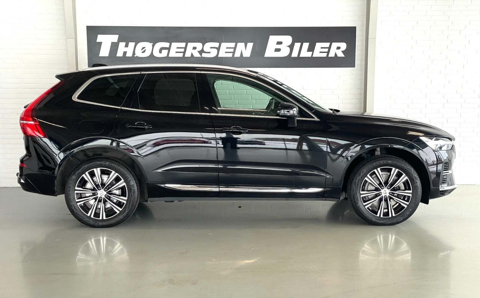 Sort Volvo XC60 fra 2022