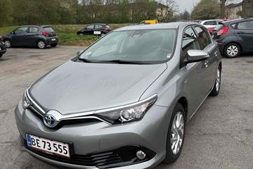 Toyota Auris 1,8 Hybrid Hatchback