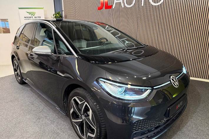 Grå VW ID.3 fra 2021 set udefra