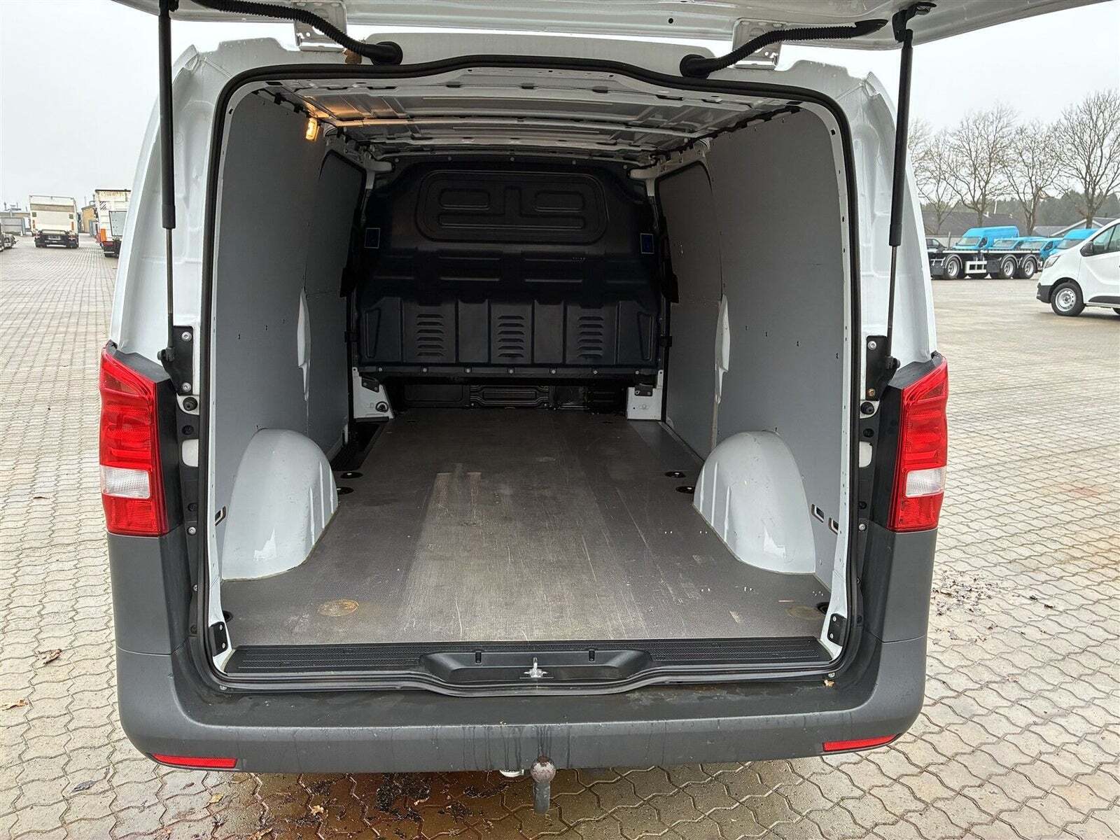 Mercedes Vito 114 2,0 CDi Kassevogn aut. XL RWD