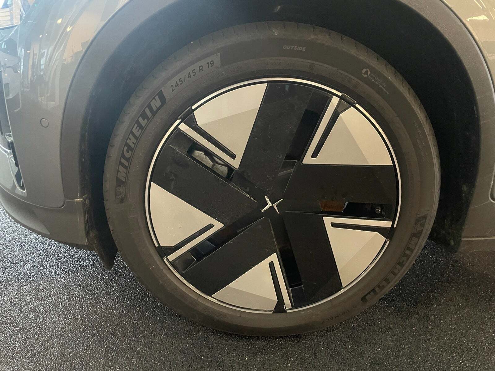 Polestar 2 Long Range