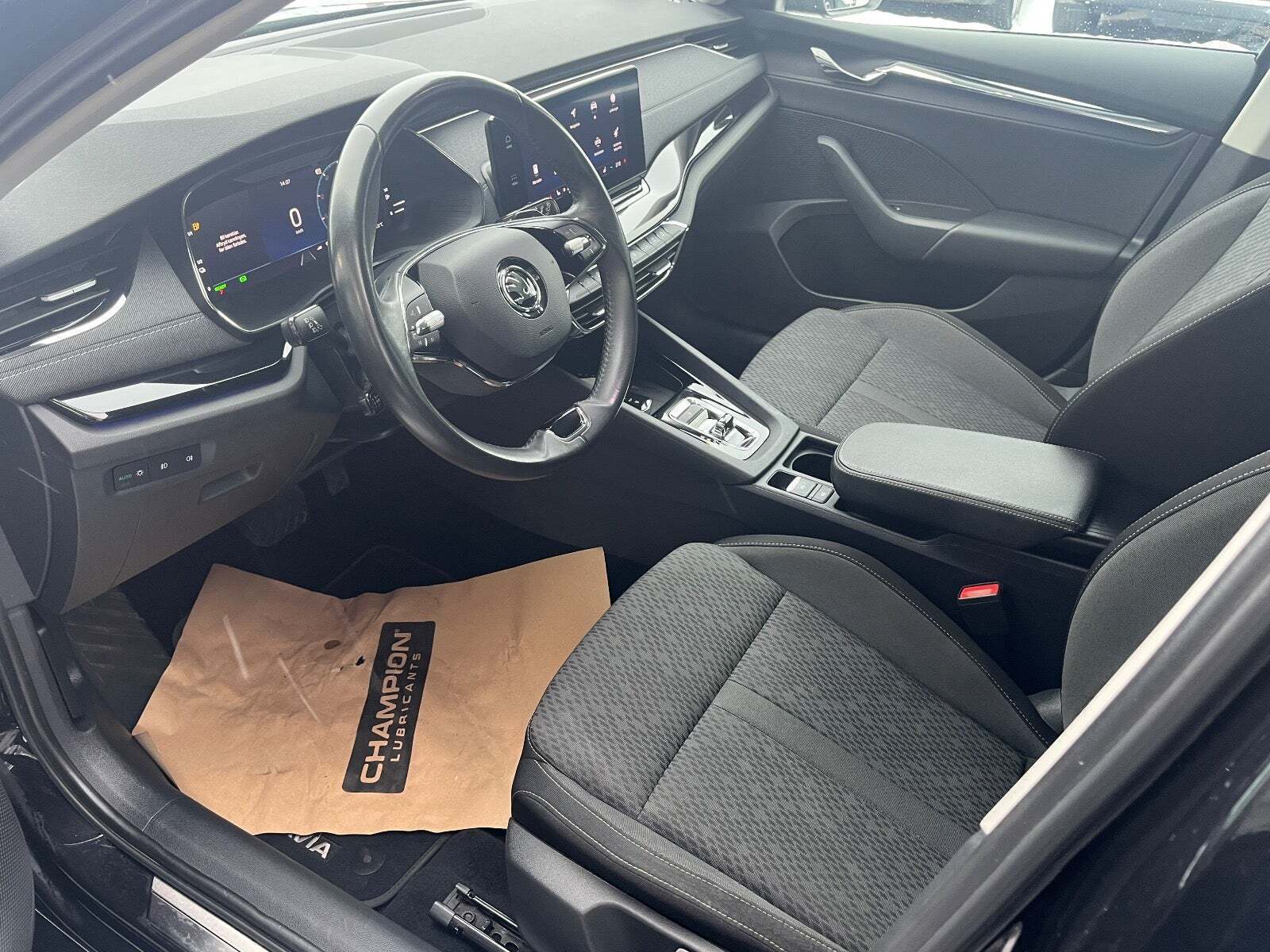 Sort Skoda Octavia fra 2021