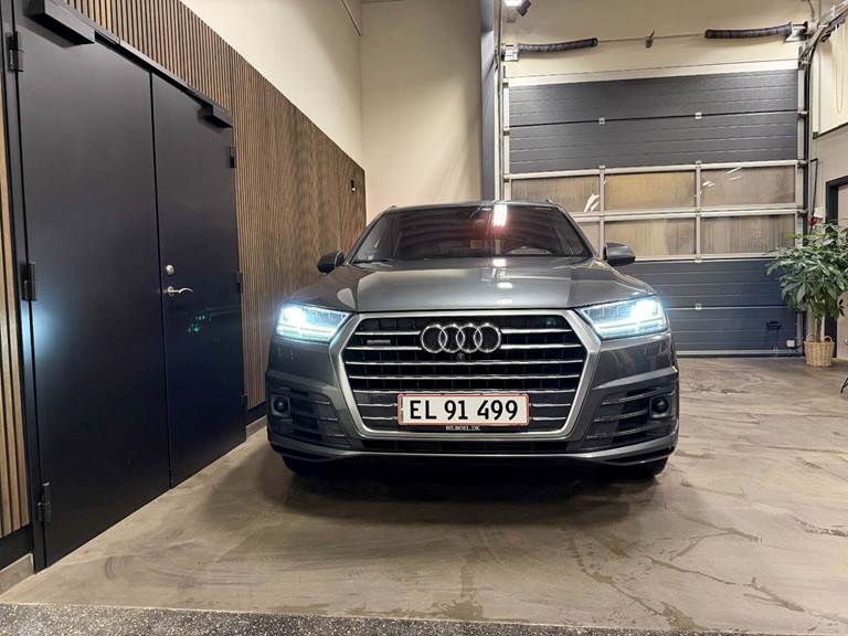 Audi Q7 3,0 TDi 272 S-line quattro Tiptr. 7prs