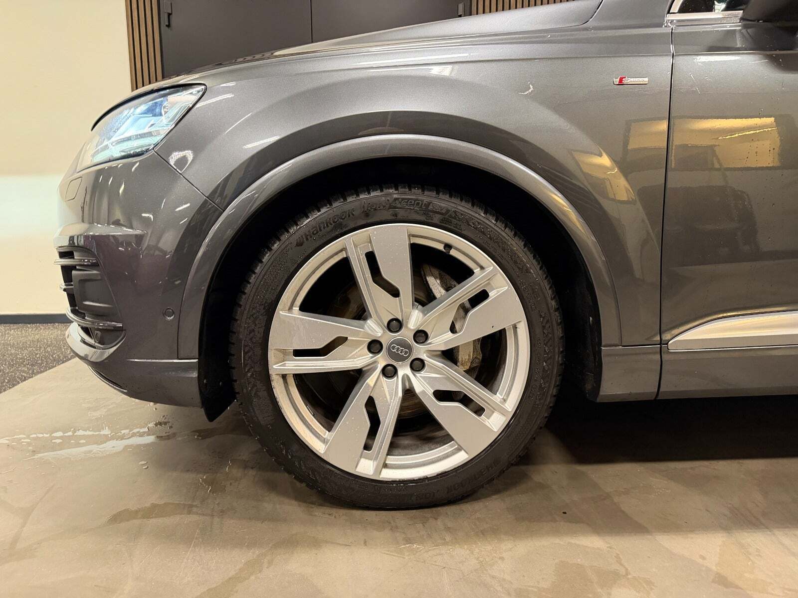 Audi Q7 3,0 TDi 272 S-line quattro Tiptr. 7prs