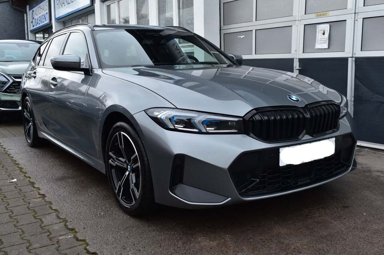 BMW 320i 2,0 Touring M-Sport aut.